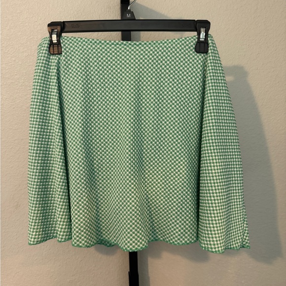 Wild Fable Light Green Patterned Tank Top and Skort Set - Picture 5 of 8